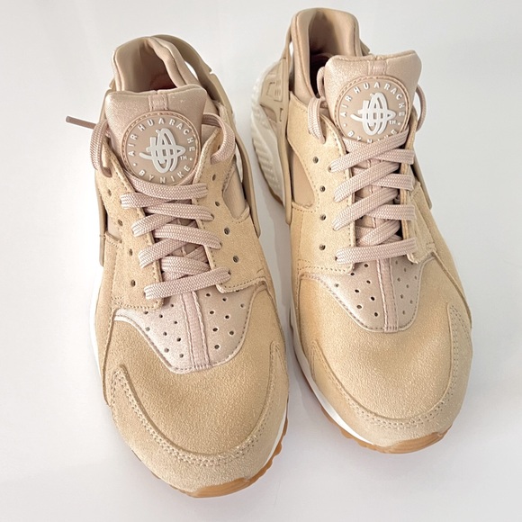 NIKE - Air Huarache By Nike AA0524-200 - Picture 3 of 15